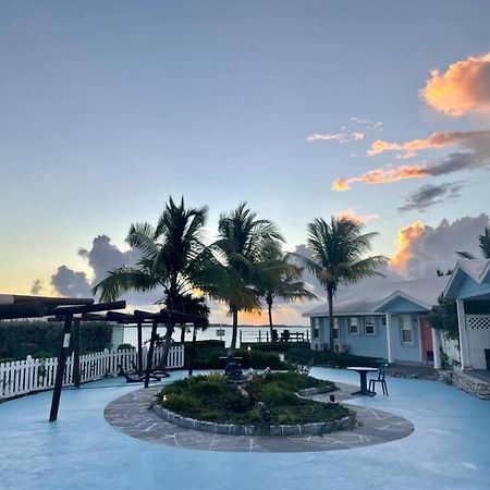 Beautiful Villa Just Steps Away From The Beach! George Town Exteriér fotografie